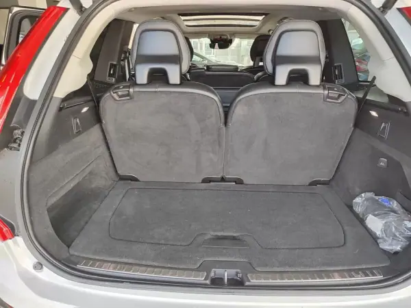 Volvo XC 90 2021 - 49950 EUR, 70500 km - AUTO.MOTO.pt - 70500km - foto 18 de 41
