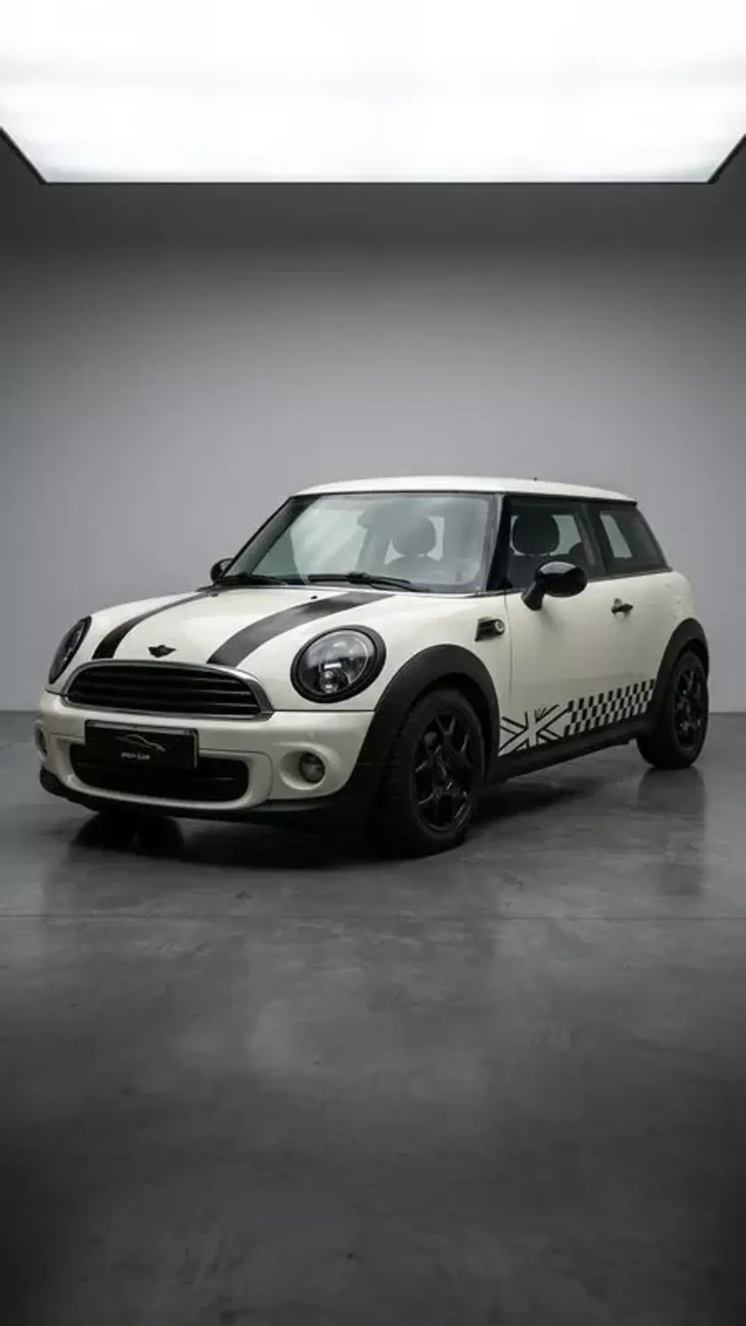 MINI 3 Portas 2011 - 10250 EUR, 190064 km - AUTO.MOTO.pt - 190064km - foto 2 de 15