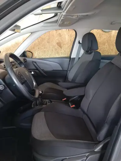 Citroën C4 Spacetourer 2021 - 18900 EUR, 81600 km - AUTO.MOTO.pt - 81600km - foto 15 de 20