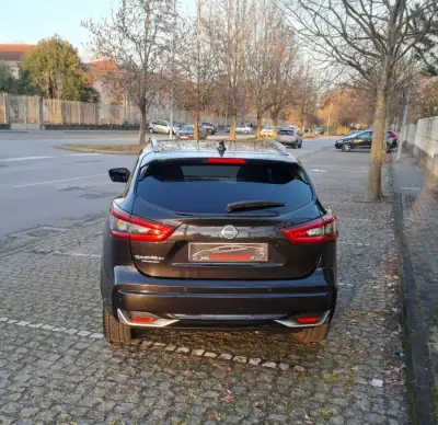 Nissan Qashqai 2020 - 21990 EUR, 139000 km - AUTO.MOTO.pt - 139000km - foto 5 de 19