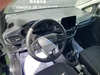 Ford Fiesta 2019 - 9500 EUR, 125000 km - AUTO.MOTO.pt - 125000km - foto 6 de 11