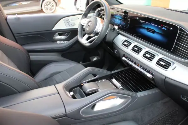 Mercedes-Benz GLE 350 2020 - 58000 EUR, 134518 km - AUTO.MOTO.pt - 134518km - foto 34 de 60