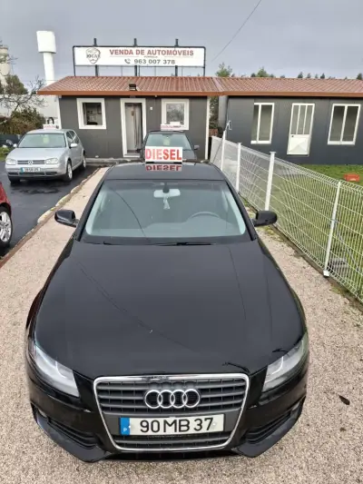 Audi A4 2011 - 11950 EUR, 141223 km - AUTO.MOTO.pt - 141223km - foto 2 de 13