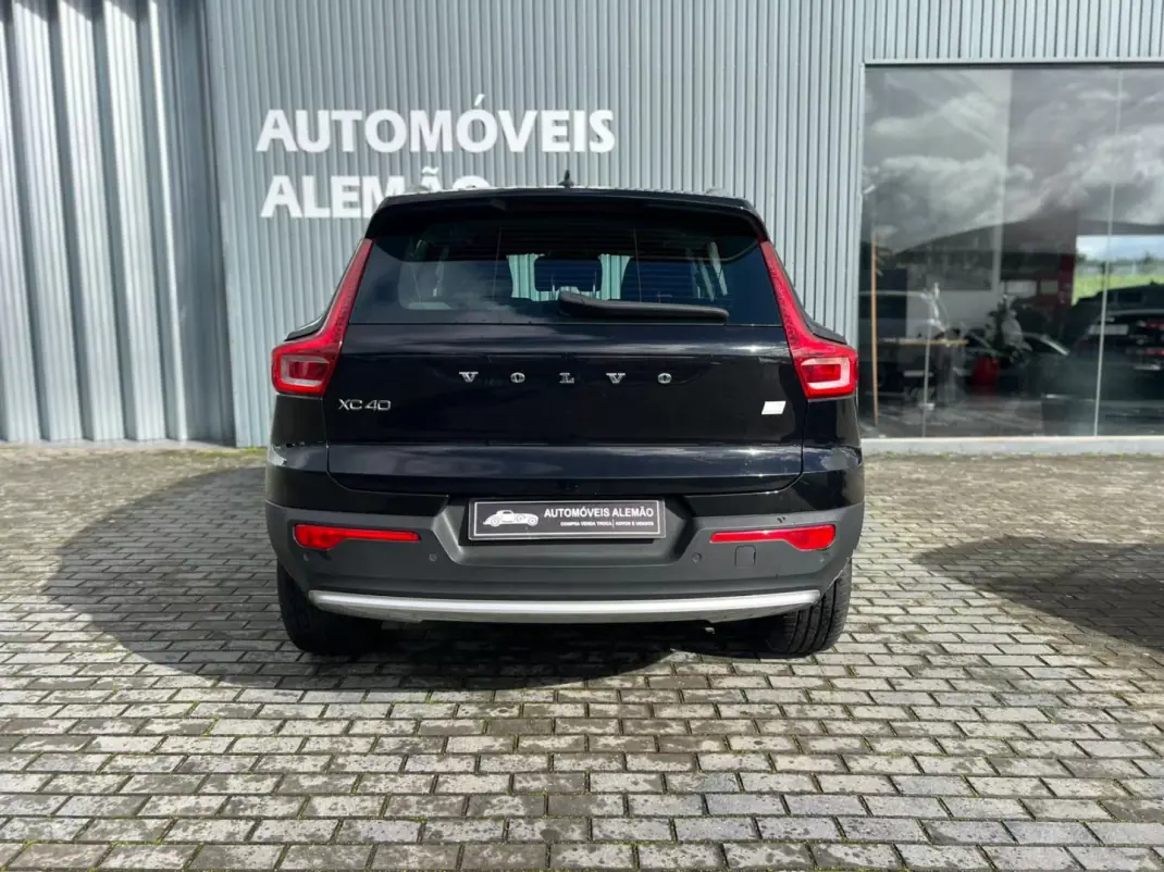 Volvo XC 40 2023 - 36900 EUR, 49663 km - AUTO.MOTO.pt - 49663km - foto 5 de 19