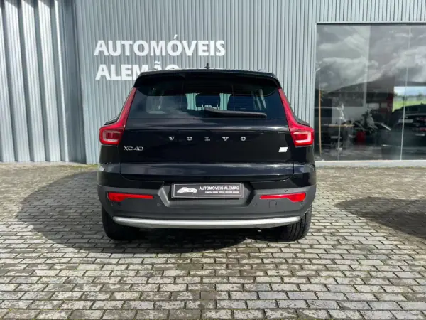 Volvo XC 40 2023 - 36900 EUR, 49663 km - AUTO.MOTO.pt - 49663km - foto 5 de 19