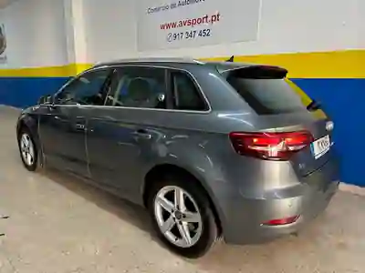 Audi A3 Sportback 2019 - 16450 EUR, 174000 km - AUTO.MOTO.pt - 174000km - foto 5 de 25