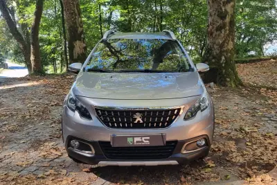 Peugeot 2008 2017 - 12450 EUR, 96000 km - AUTO.MOTO.pt - 96000km - foto 3 de 27