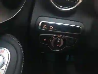 Mercedes-Benz C 200 2015 - 20500 EUR, 104000 km - AUTO.MOTO.pt - 104000km - foto 11 de 21