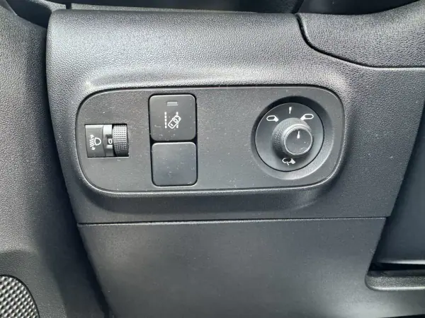 Citroën C3 2019 - 12500 EUR, 89450 km - AUTO.MOTO.pt - 89450km - foto 12 de 20