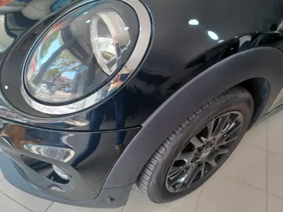 MINI 5 Portas 2019 - 13490 EUR, 199185 km - AUTO.MOTO.pt - 199185km - foto 26 de 34