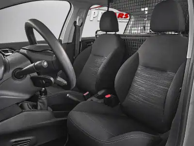 Peugeot 206 1.4 HDI KIT XS 2015 - 7450 EUR, 164000 km - AUTO.MOTO.pt - 164000km - foto 3 de 29