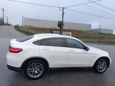 Mercedes-Benz GLC 350 2017 - 42500 EUR, 85000 km - AUTO.MOTO.pt - 85000km - foto 10 de 37
