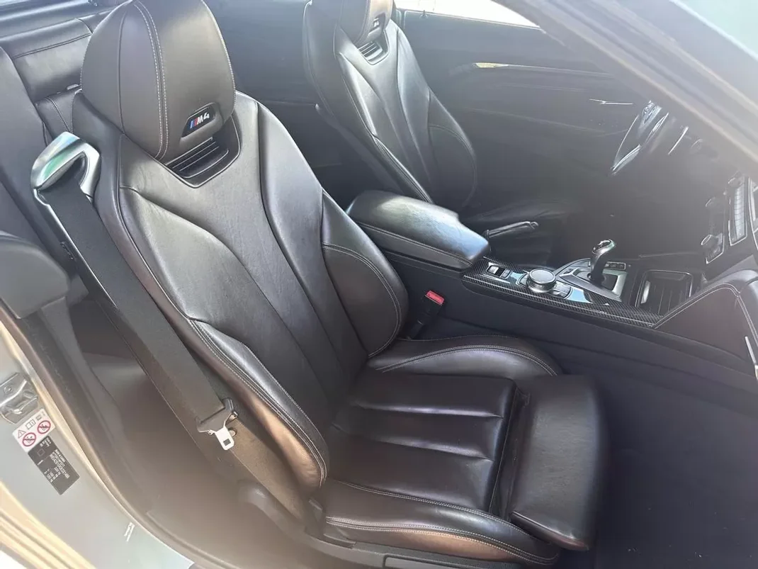 BMW M4 2018 - 52800 EUR, 183290 km - AUTO.MOTO.pt - 183290km - foto 12 de 17