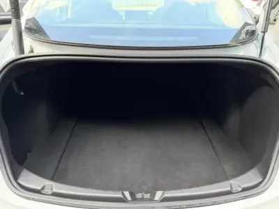 Tesla Model 3 2021 - 24900 EUR, 142000 km - AUTO.MOTO.pt - 142000km - foto 8 de 10