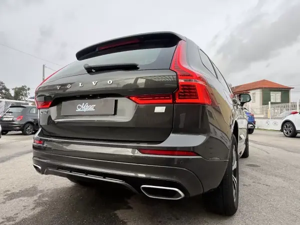 Volvo XC 60 2020 - 32750 EUR, 141000 km - AUTO.MOTO.pt - 141000km - foto 47 de 51