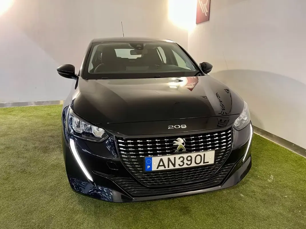 Peugeot 208 2022 - 13450 EUR, 145000 km - AUTO.MOTO.pt - 145000km - foto 3 de 29