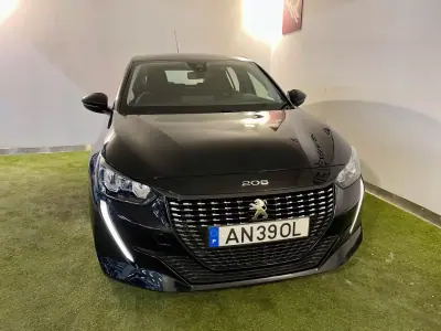 Peugeot 208 2022 - 13450 EUR, 145000 km - AUTO.MOTO.pt - 145000km - foto 3 de 29