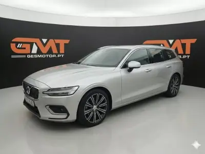 Volvo V60 2022 - 28990 EUR, 99830 km - AUTO.MOTO.pt - 99830km - foto 4 de 17