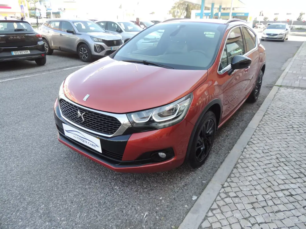 DS DS4 Crossback 2017 - 15750 EUR, 75600 km - AUTO.MOTO.pt - 75600km - foto 8 de 21