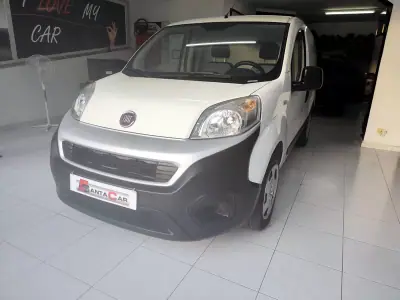 Fiat FIORINO 1.3 MULTIJET 2018 - 7980 EUR, 174000 km - AUTO.MOTO.pt - 174000km - foto 9 de 20