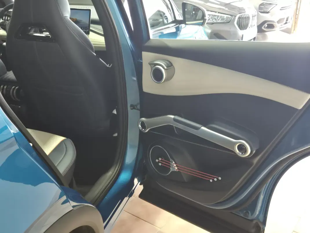 BYD Atto 3 2022 - 27500 EUR, 67500 km - AUTO.MOTO.pt - 67500km - foto 19 de 39