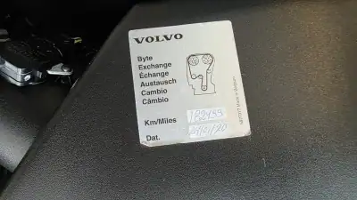 Volvo V60 2015 - 11900 EUR, 314478 km - AUTO.MOTO.pt - 314478km - foto 28 de 60