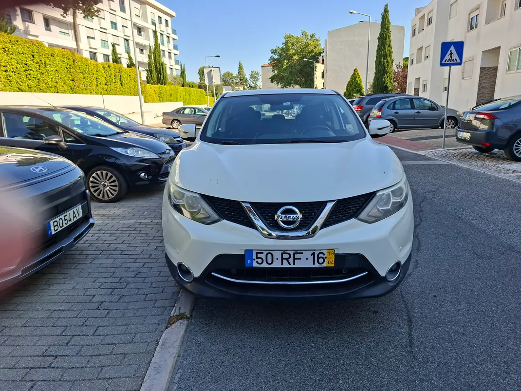 Nissan Qashqai 2016 - 18500 EUR, 77000 km - AUTO.MOTO.pt - 77000km - foto 5 de 12