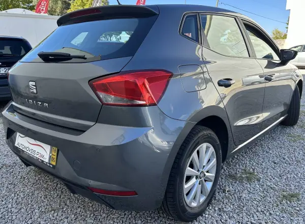 SEAT Ibiza 2018 - 11900 EUR, 111200 km - AUTO.MOTO.pt - 111200km - foto 4 de 17