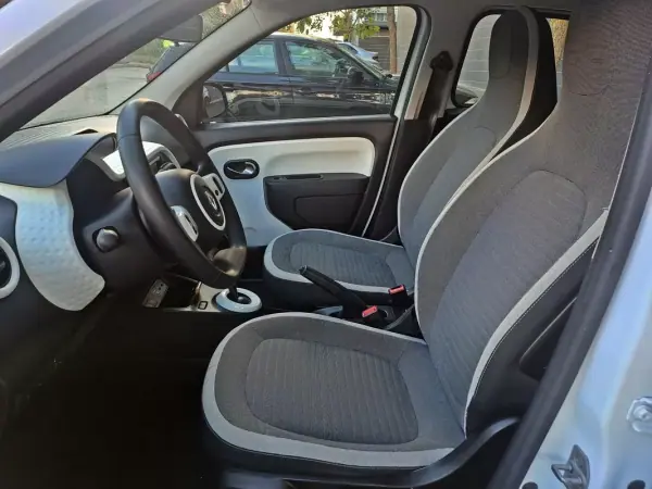 Renault Twingo 2022 - 13990 EUR, 30000 km - AUTO.MOTO.pt - 30000km - foto 10 de 24