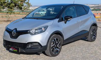Renault Captur 2017 - 8250 EUR, 210285 km - 210285km - foto 4 de 21