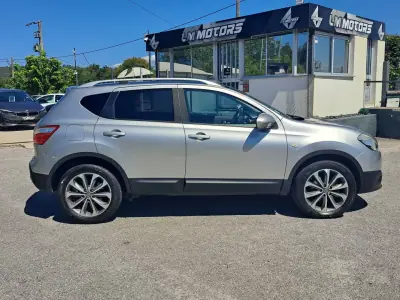 Nissan Qashqai 2010 - 7950 EUR, 328682 km - 328682km - foto 6 de 42