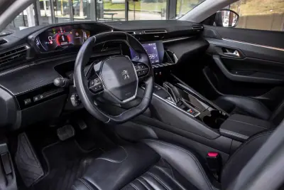 Peugeot 508 SW 2020 - 16990 EUR, 132236 km - AUTO.MOTO.pt - 132236km - foto 24 de 41