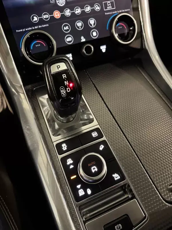 Land Rover Range Rover Sport 2019 - 44750 EUR, 110700 km - AUTO.MOTO.pt - 110700km - foto 47 de 60