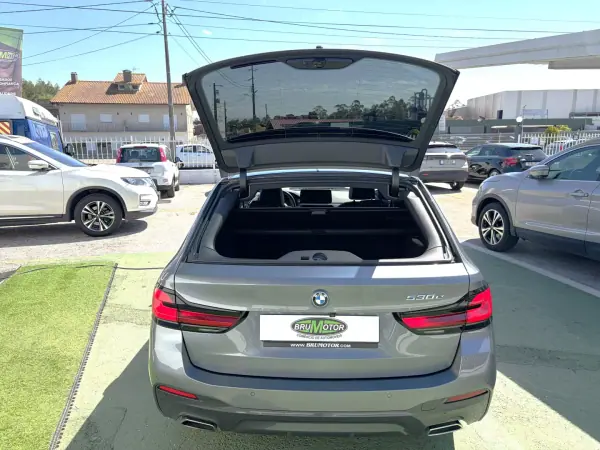 BMW 530 2022 - 35900 EUR, 82233 km - AUTO.MOTO.pt - 82233km - foto 20 de 20