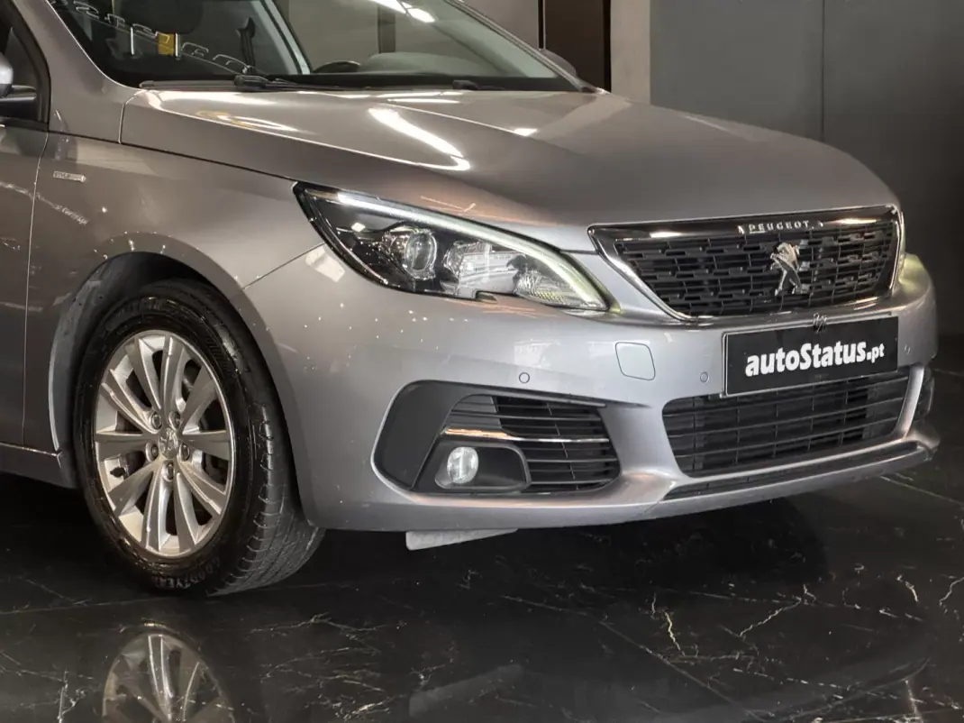 Peugeot 308 SW 2020 - 13490 EUR, 149900 km - AUTO.MOTO.pt - 149900km - foto 3 de 34