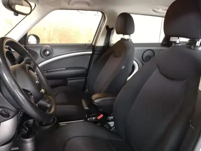 MINI Countryman 2013 - 14950 EUR, 168000 km - AUTO.MOTO.pt - 168000km - foto 13 de 17