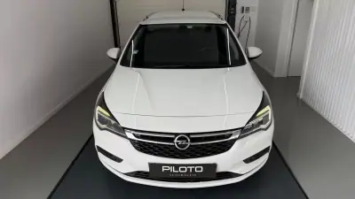 Opel Astra Sports Tourer 2018 - 8290 EUR, 222272 km - AUTO.MOTO.pt - 222272km - foto 4 de 26