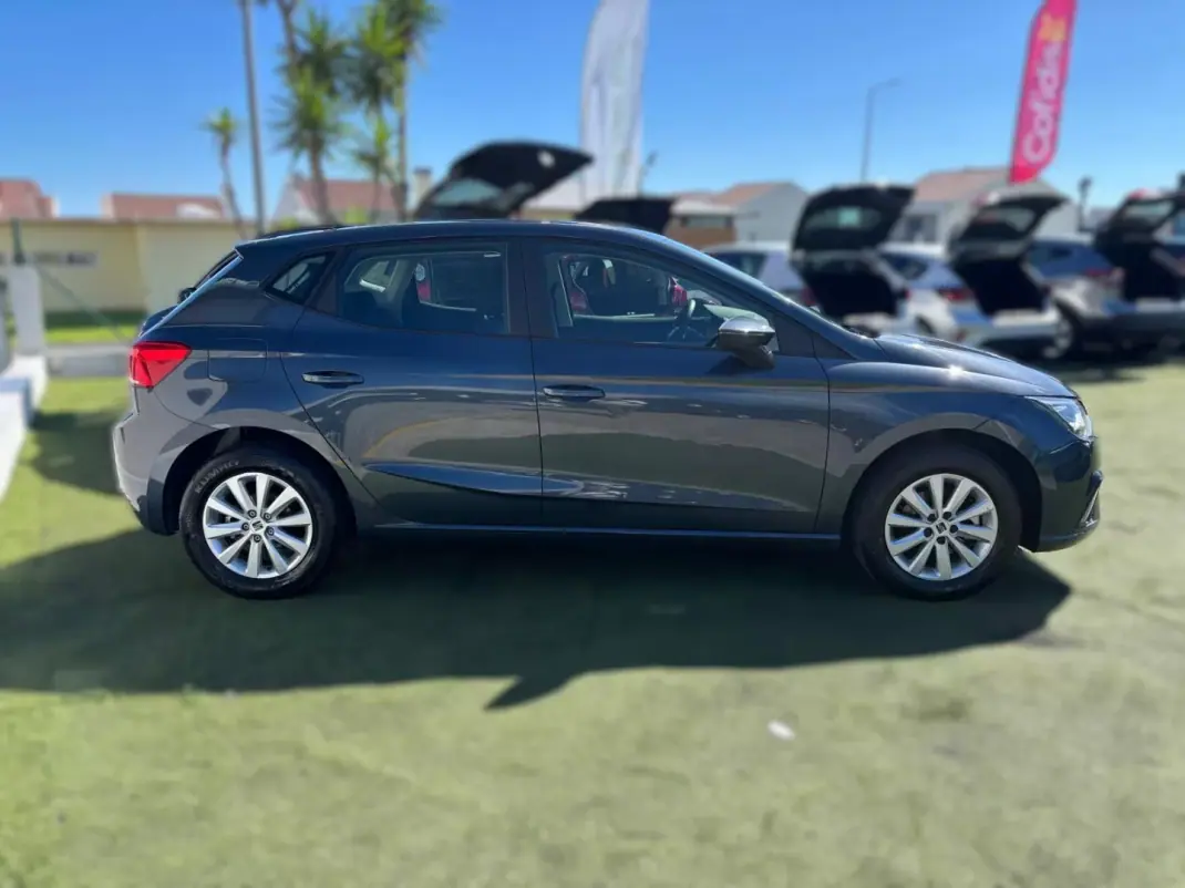 SEAT Ibiza 2023 - 20490 EUR, 31670 km - 31670km - foto 4 de 12