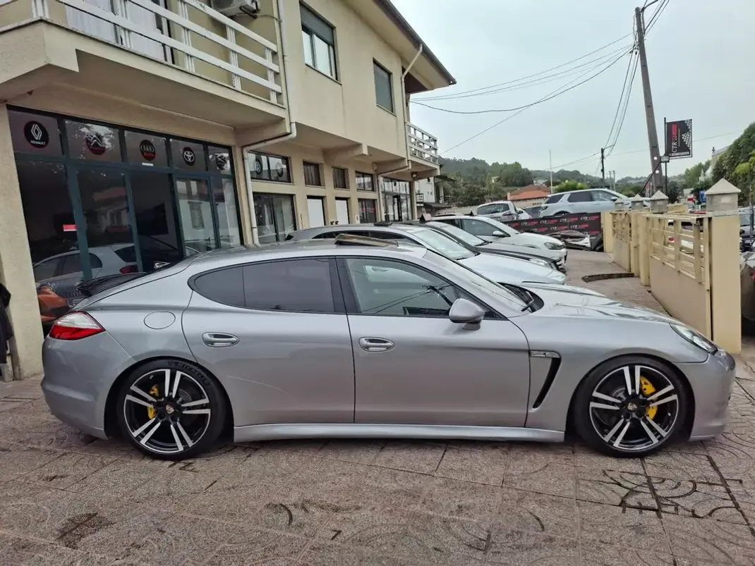 Porsche Panamera 2011 - 47900 EUR, 133621 km - 133621km - foto 6 de 36