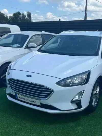 Ford Focus SW 2020 - 16500 EUR, 165027 km - AUTO.MOTO.pt - 165027km - foto 3 de 8