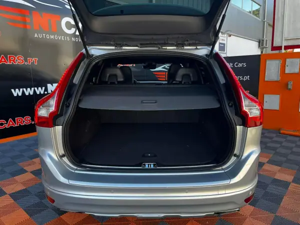 Volvo XC 60 2016 - 22900 EUR, 182664 km - AUTO.MOTO.pt - 182664km - foto 18 de 18