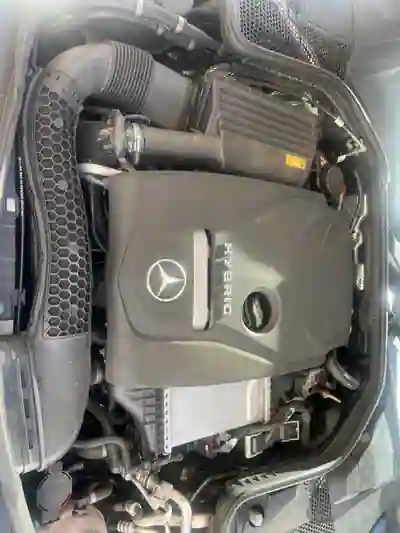 Mercedes-Benz C 350 2017 - 21275 EUR, 160000 km - AUTO.MOTO.pt - 160000km - foto 12 de 17