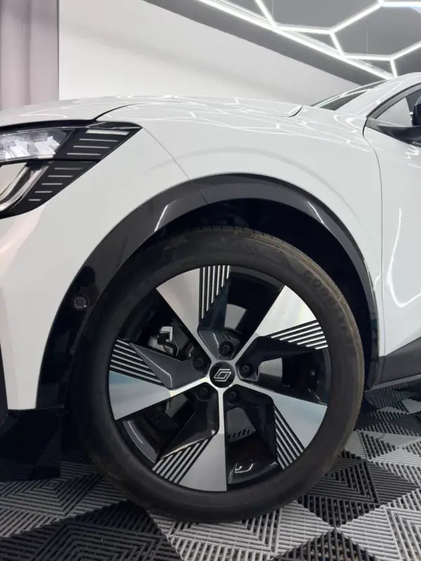 Renault Mégane E-Tech 2022 - 22250 EUR, 23000 km - AUTO.MOTO.pt - 23000km - foto 3 de 20