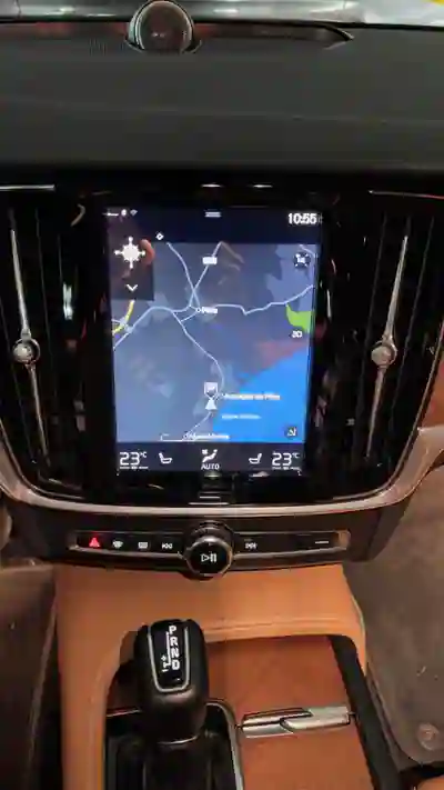 Volvo V90 2016 — foto 4 de 15
