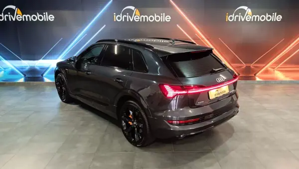 Audi e-tron 2019 - 42900 EUR, 78950 km - AUTO.MOTO.pt - 78950km - foto 16 de 58