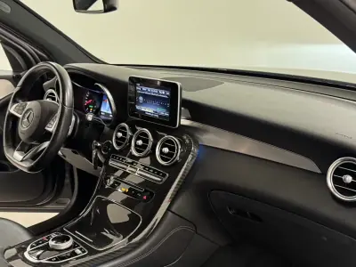 Mercedes-Benz GLC 250 2018 - 22890 EUR, 313000 km - AUTO.MOTO.pt - 313000km - foto 19 de 26