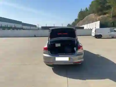 Volkswagen Passat 2017 - 15000 EUR, 123000 km - 123000km - foto 6 de 12