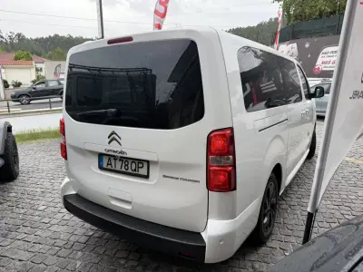 Citroën 2017 - 26500 EUR, 249874 km - foto 3 de 11