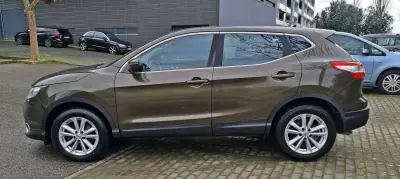 Nissan Qashqai 2015 - 13000 EUR, 125000 km - AUTO.MOTO.pt - 125000km - foto 4 de 22