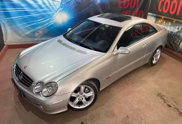 Mercedes-Benz CLK 220 2005 - 10999 EUR, 223000 km - AUTO.MOTO.pt - 223000km - foto 6 de 44